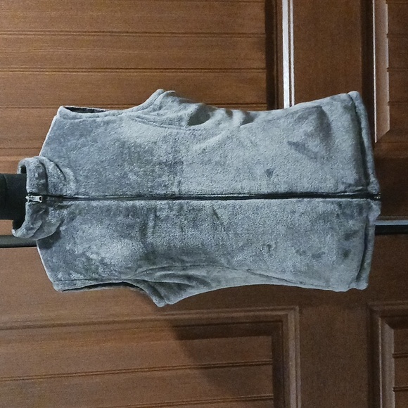 Free Country black and gray Sherpa-Fleece Lined Reversable Puffer Vest. Size L - Picture 3 of 7